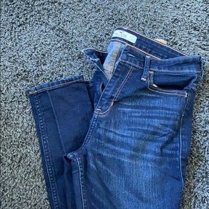 Hollister Blue jeans never worn!